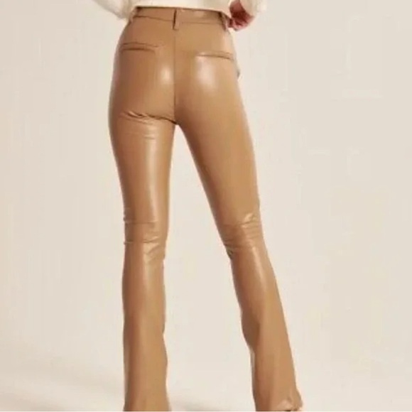 Abercrombie & Fitch The Skinny Ultra High Rise Vegan Leather Split-Hem Pant - Picture 3 of 8